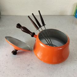 Fondue Pot