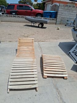 2 Hawaiian Portable Pool or Beach Chairs