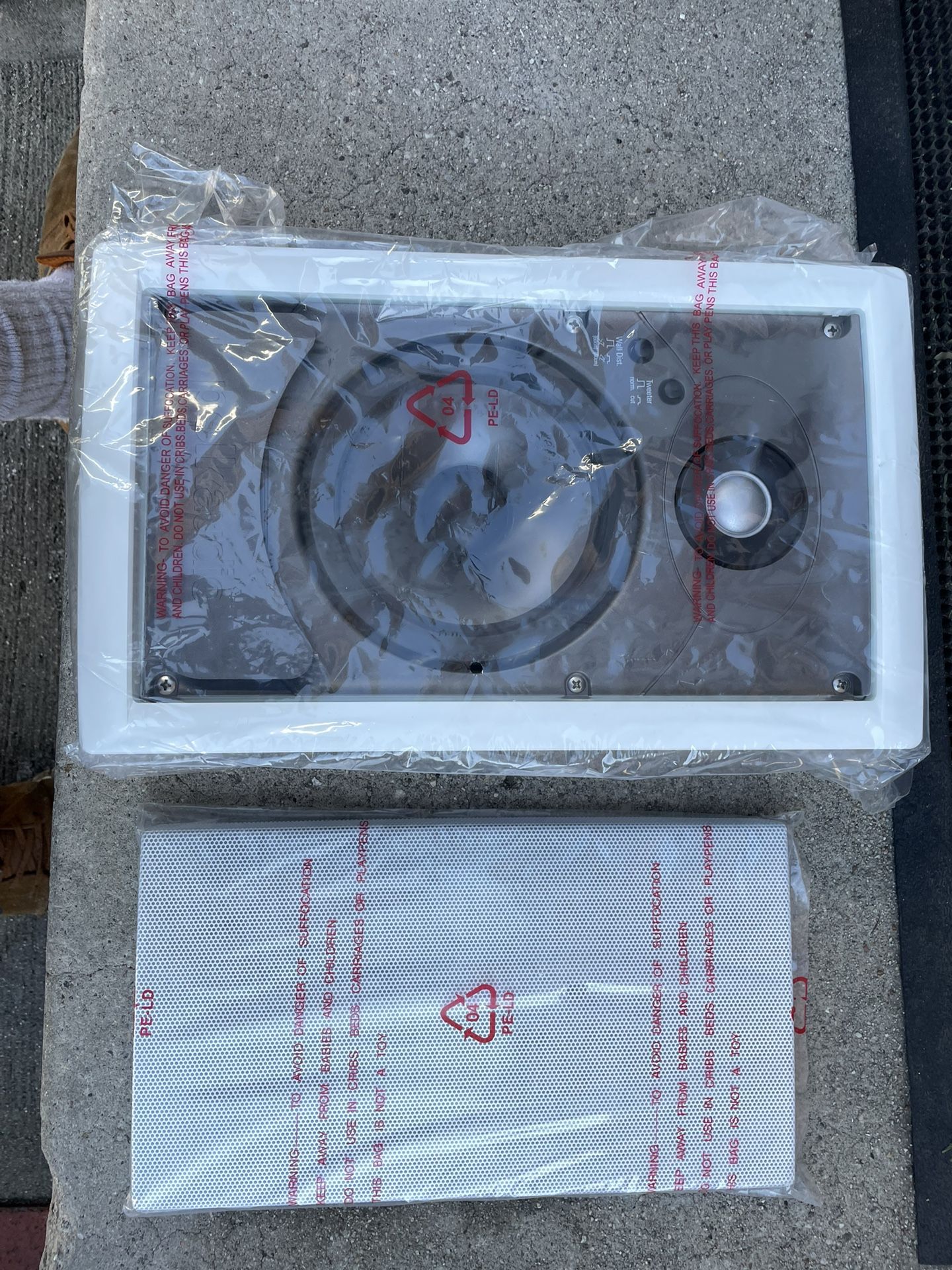 Polk Audio In Ceiling Speaker New Only 1