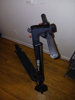HIBOY 2 SCOOTER NEEDS BATTERY NO CHARGER