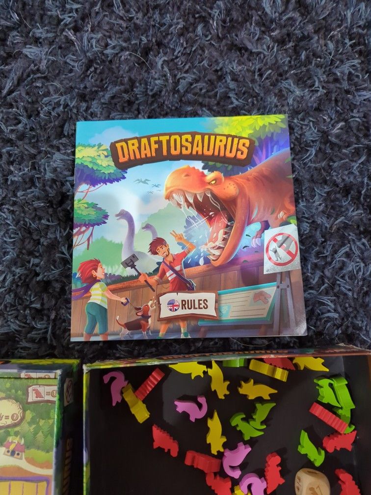 Draftosaurus Board Game