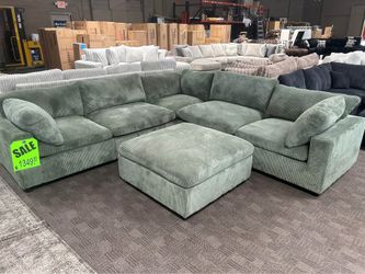 Green comfy modular sectional w ottoman