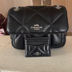 Coach Crossbody Bag With The Card Holder In Really Good Condition