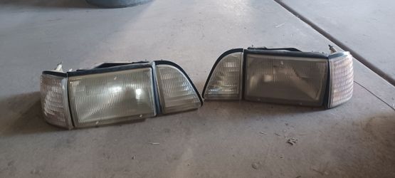 88 ford mustang  head lights