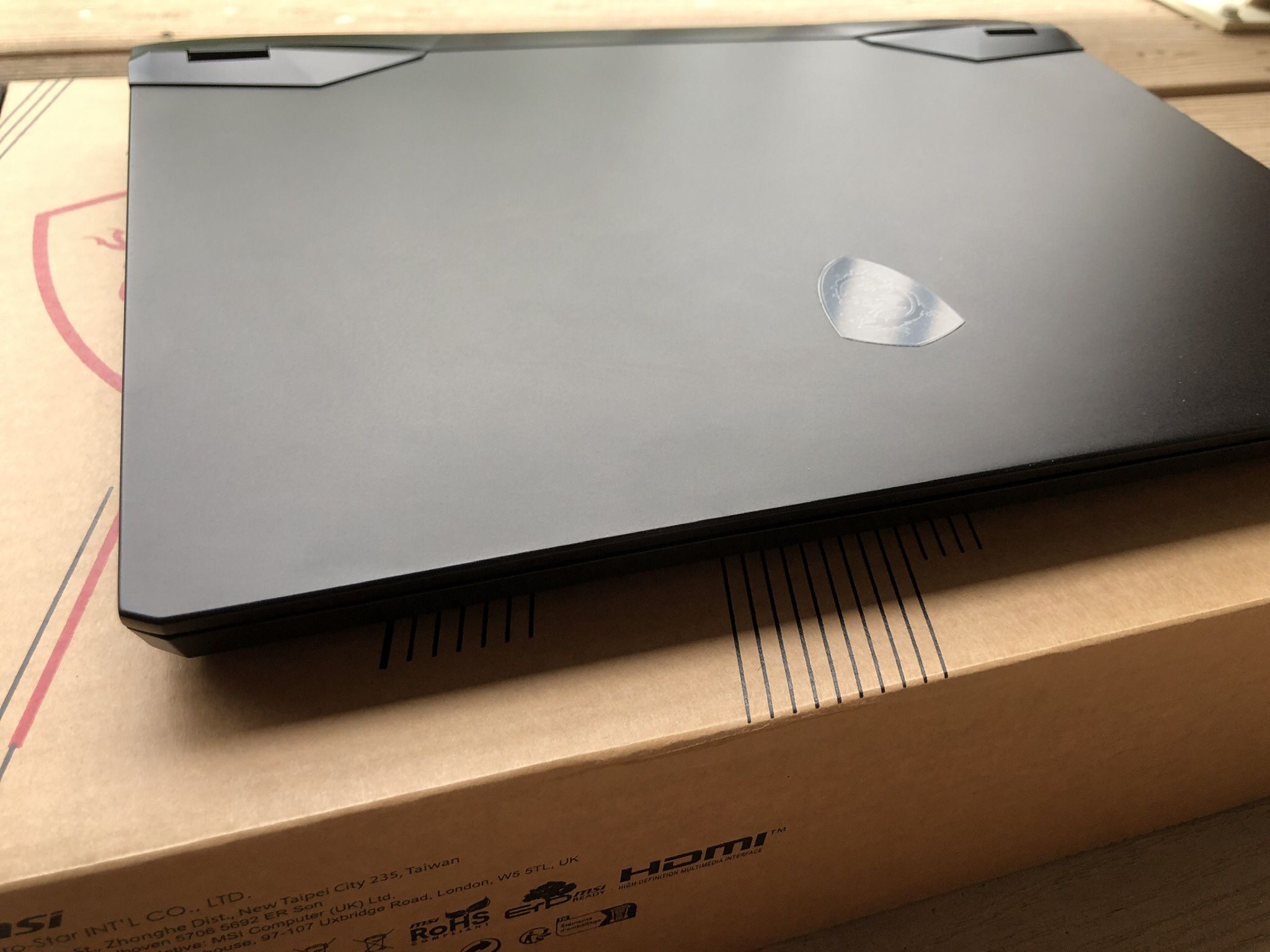 Gaming Laptop MSI - Vector 15.6 (Core i7HX - 32GB)