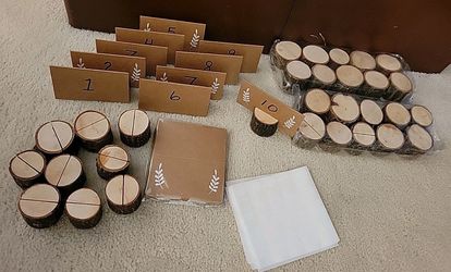 30 Pieces Rustic Wood Place Card Holders Table Numbers Holder Stands