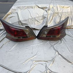 2013-2015 Nissan Altima tail light assemlies