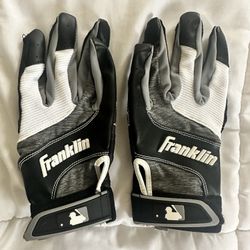 Medium Baseball Gloves⚾️