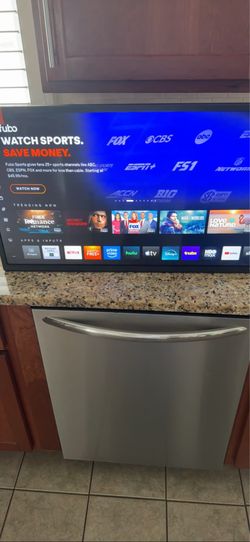 Vizio Tv with Wall mount