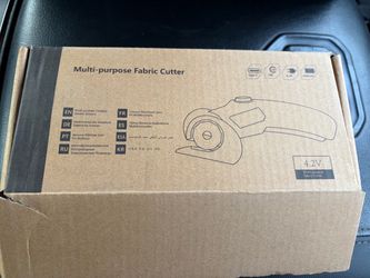 Multi-purpose fabric cutter