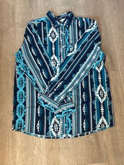 Rank 45 Men’s Button Up Size Large