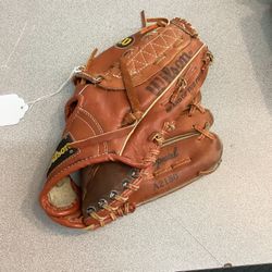 Wilson Glove
