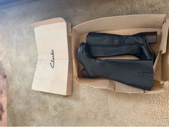 New women’s boots black