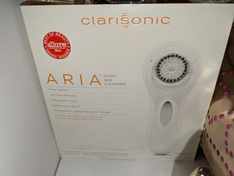Clarisonic Aria Facial Cleansing System New