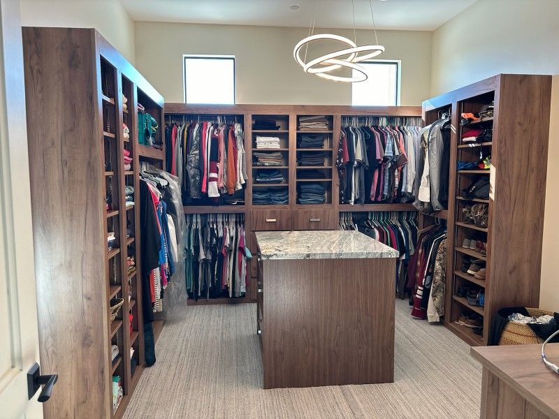 CLOSETS....