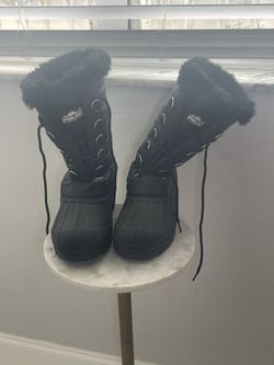 Snow Boots With Fur  Size 40