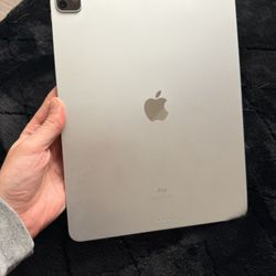 IPad 12.9 4gen, Like New 