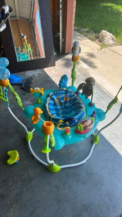 Finding Nemo Baby Bouncer