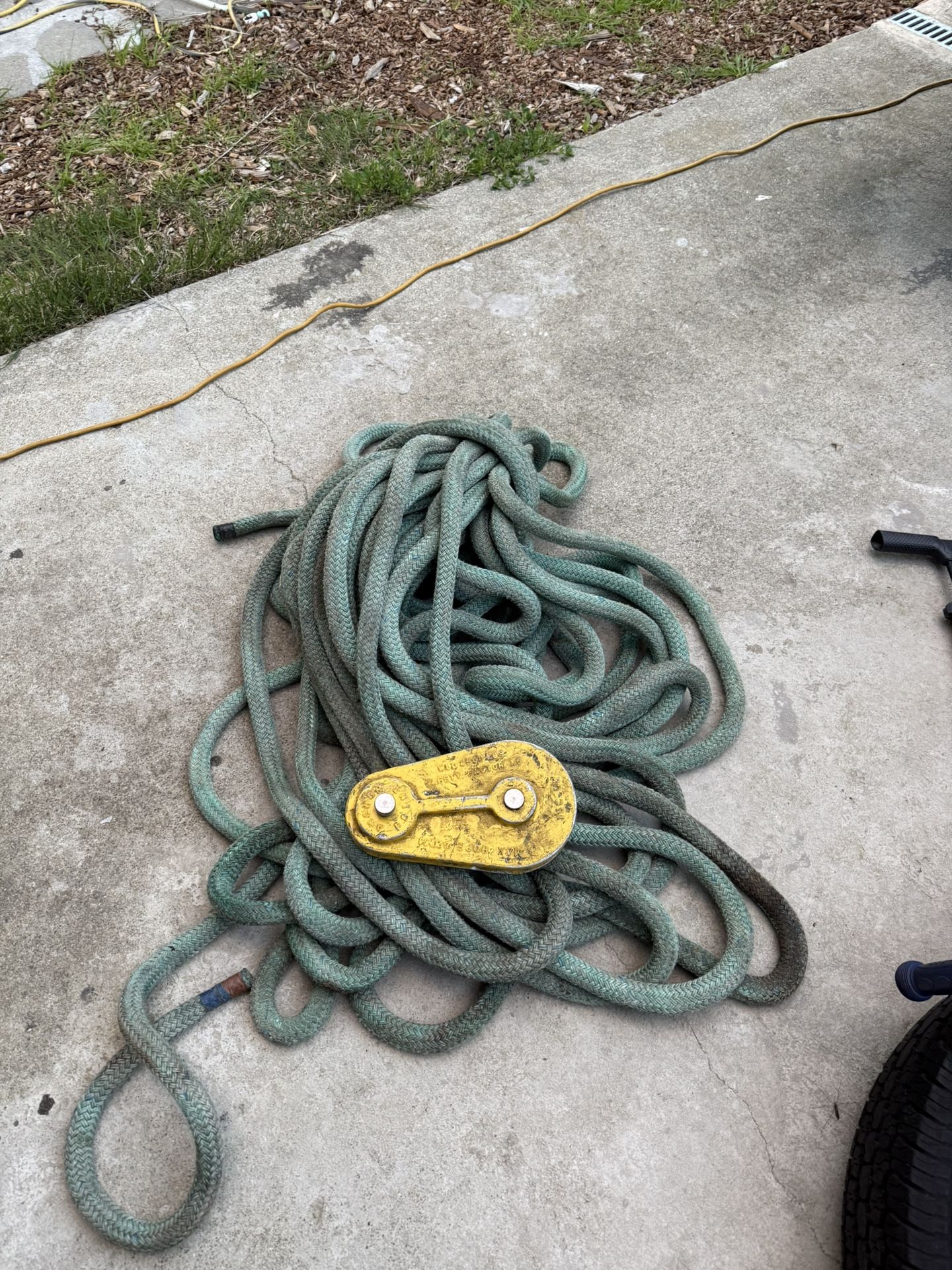 Aluminum Block And Rope