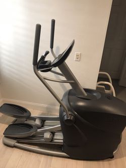 Octane Fitness Elliptical Barely Used Good Working Condition $350 Pickup Only Exercise Cardio Equipment Gym Homegym