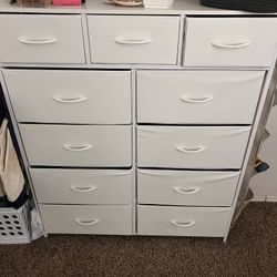 11-drawer dresser -- lots of storage 