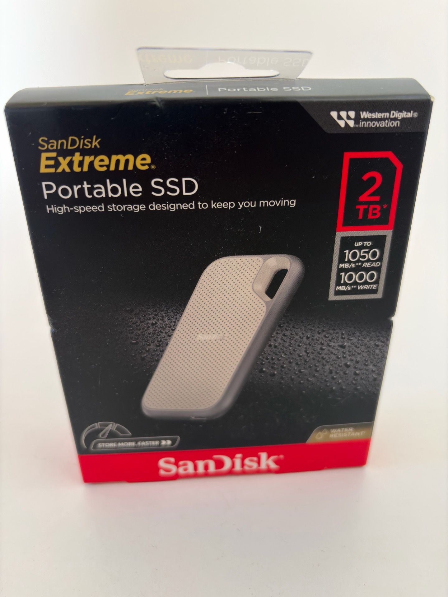 SanDisk Extreme 2TB Portable SSD External USB-C SDSSDE61-2T00-AW25 Gray/Black