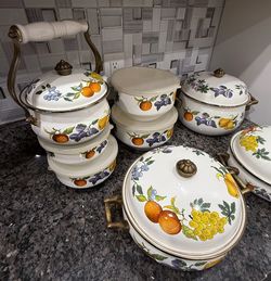 Vintage Enamel Pots & Pans