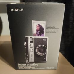NewFujifilm Camera for Sale