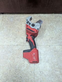 MILWAUKEE M:2470-20 PLASTIC PIPE SHEAR