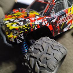 118 Scale Off Road RC Truck 4x4