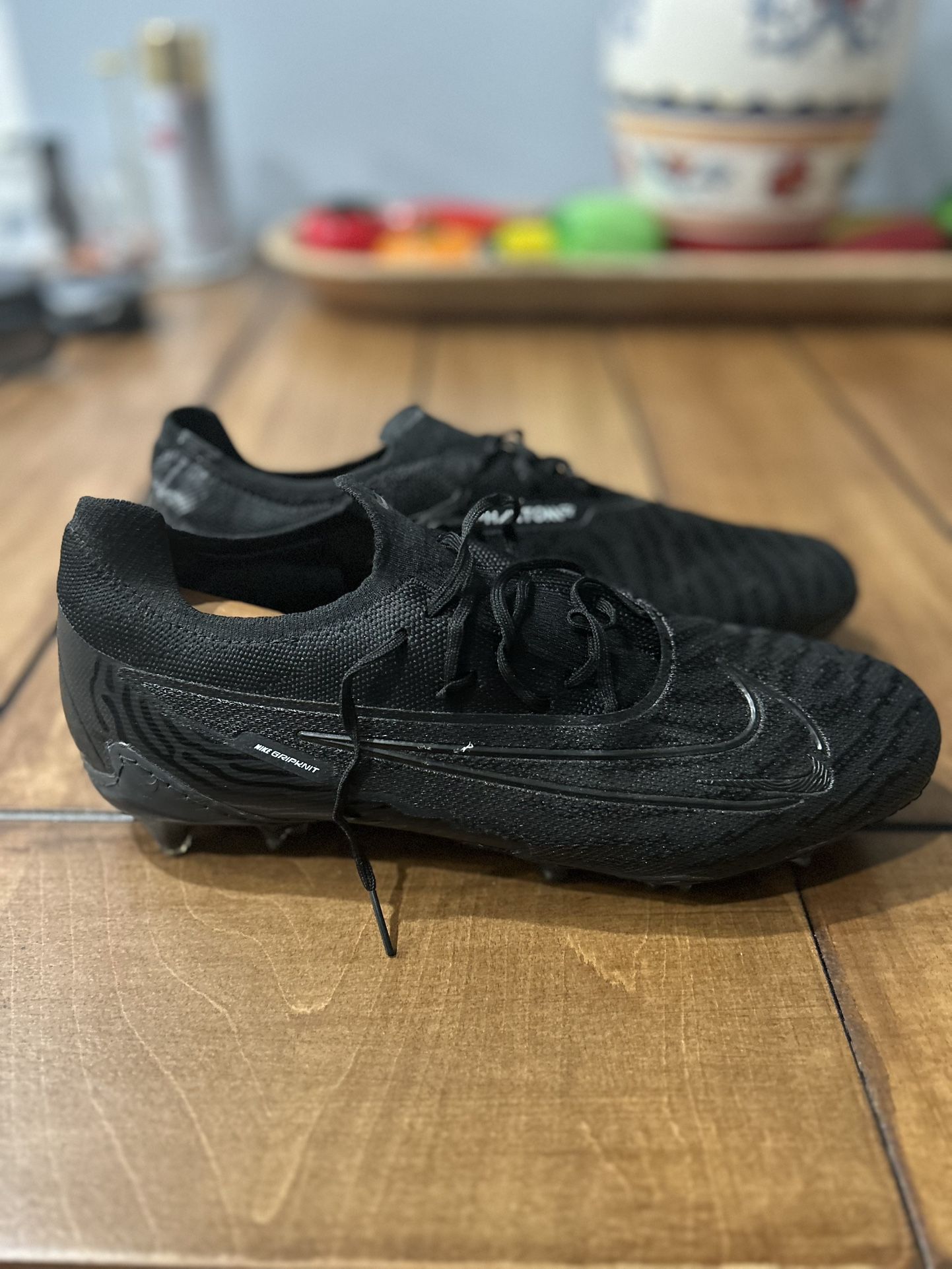 Nike Phantom’s Size 11