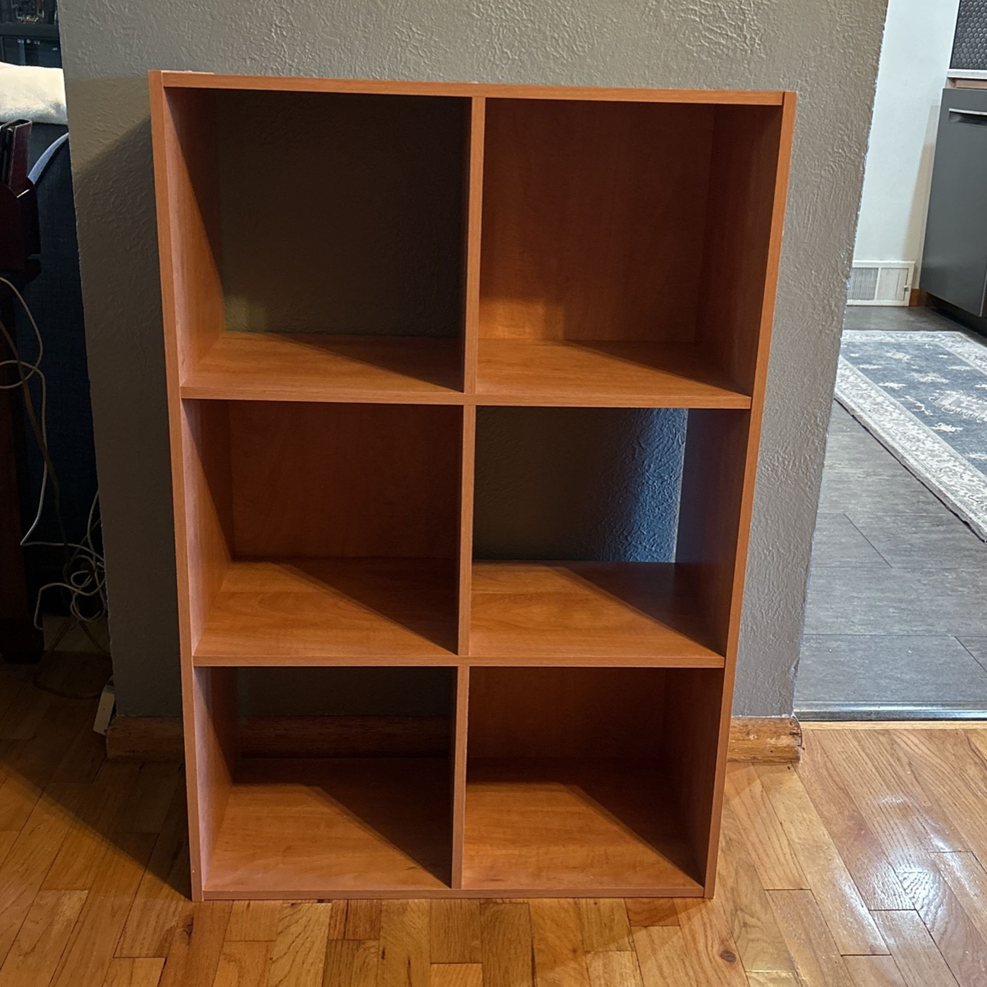 6 Cube Cubby Shelve Light Color Wood Tone 2’x3’x1’