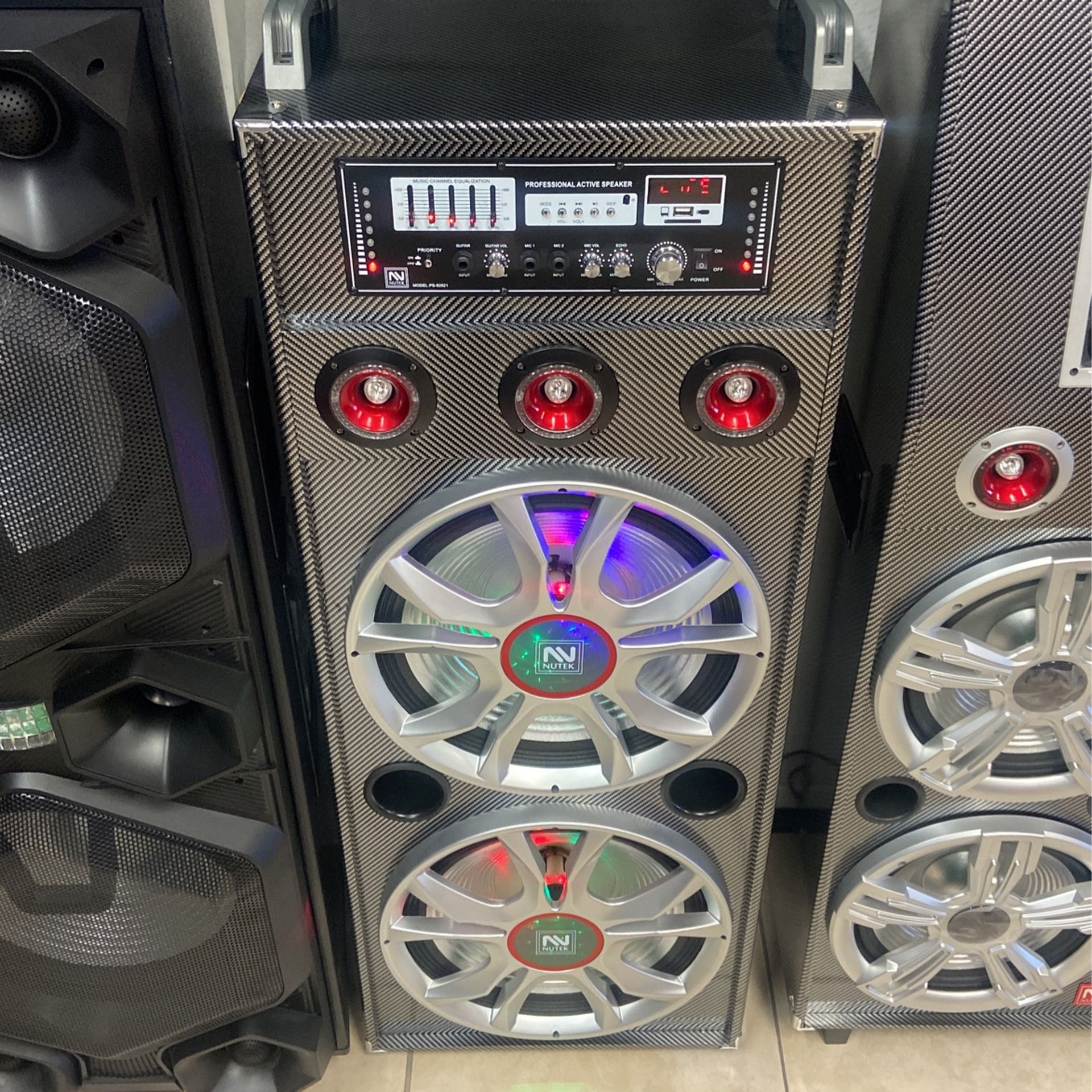 2X15 BLUETOOTH SPEAKER