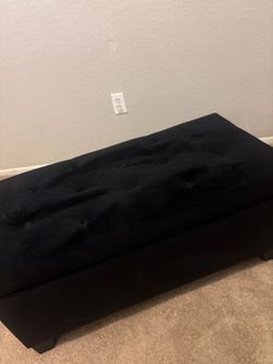 Storage ottoman