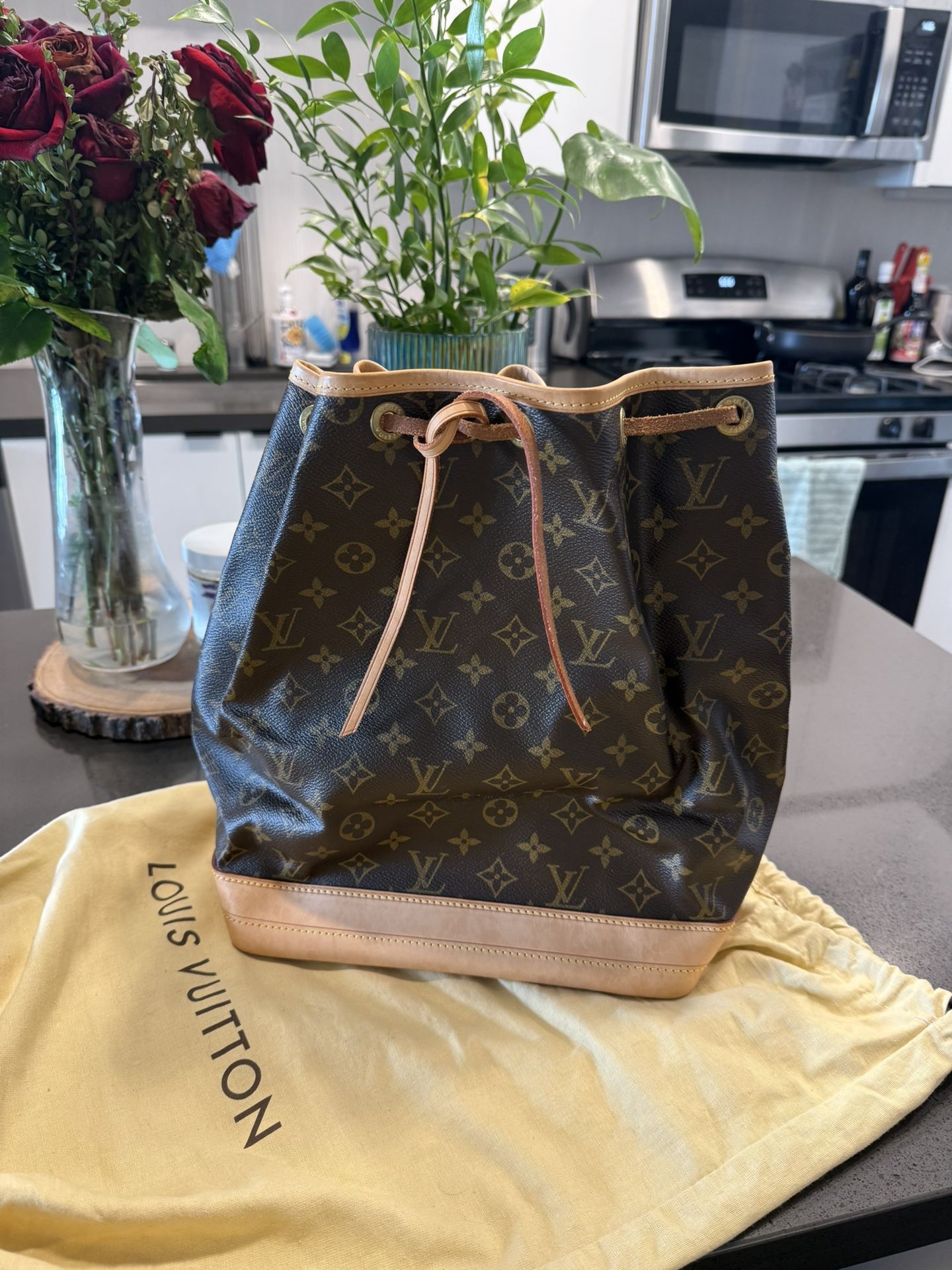 Vintage Louis Vuitton Monogram Noe Bag