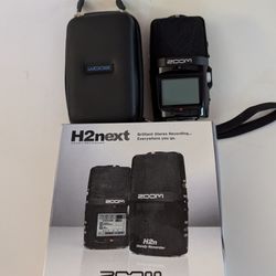 Zoom H2Next + Accessories
