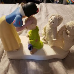 Disney's Snow White Snowbabies Guest Collection "One By One, She Kissed Them All"