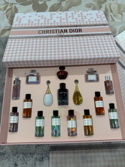 Perfumes set