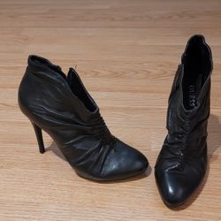 Black Guess Ankle Booties Size 7