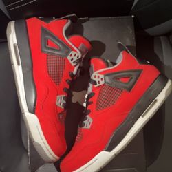 Air Jordan Toro 4s Size 6Y