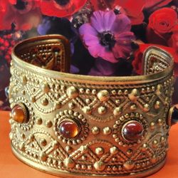 #1867, EGYPTIAN REVIVAL STYLE , ENAMEL HIINGED BANGLE.
