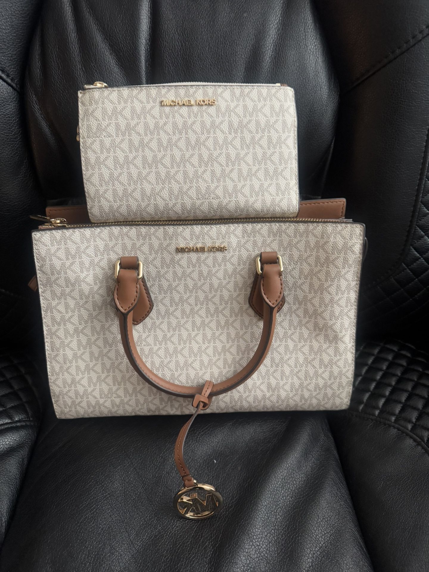 Michael Kors Purse & Wallet Bundle
