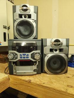 RCA CD Player and Radio with ipod dock