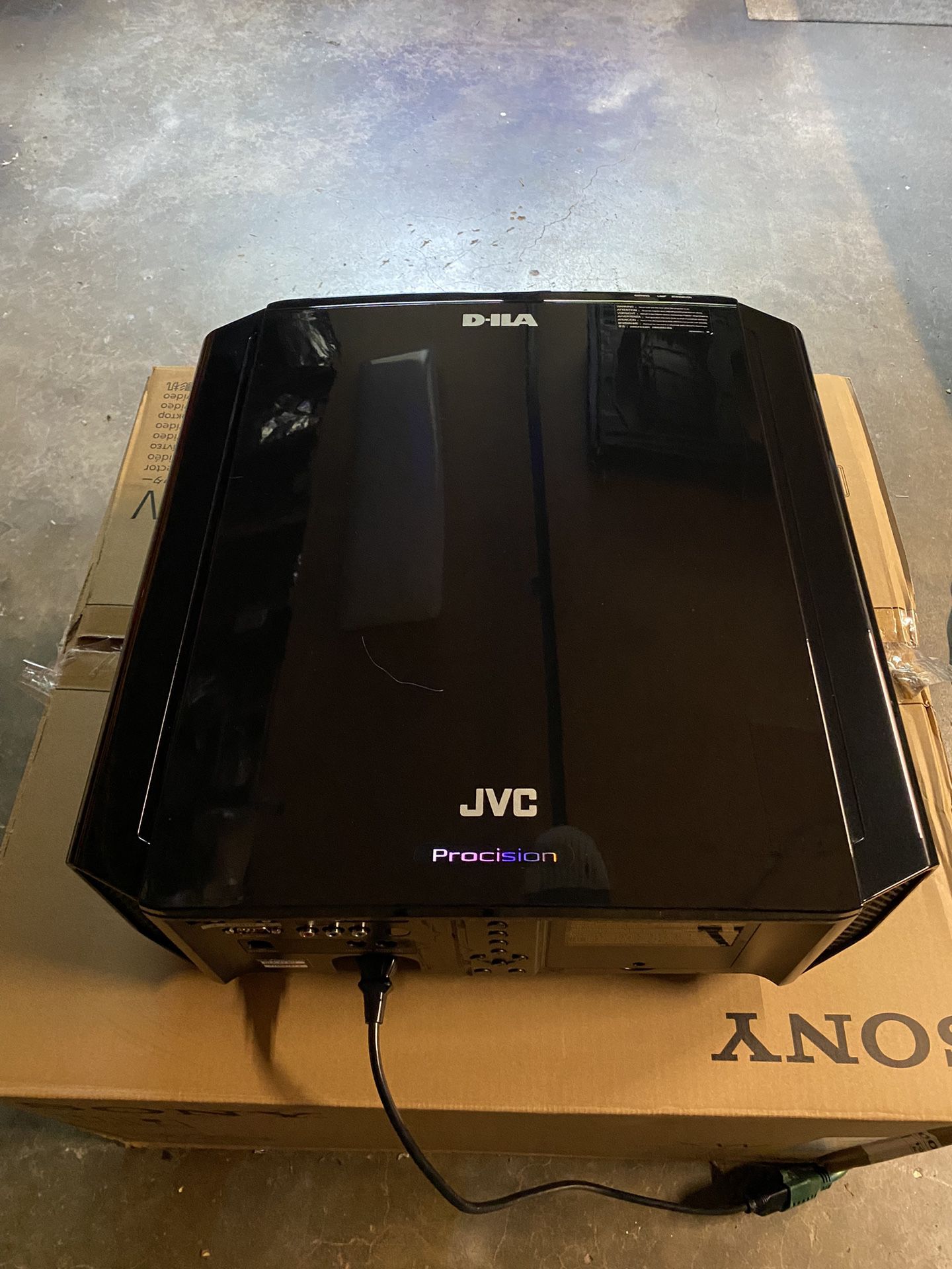 JVC DLA-X3 Projector