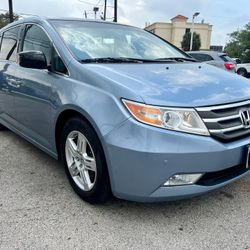 2013 Honda Odyssey Touring We Finance