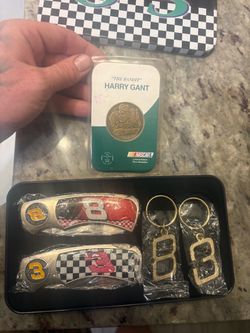 NASCAR Collectibles Lot – Knives, Keychains & Medallion