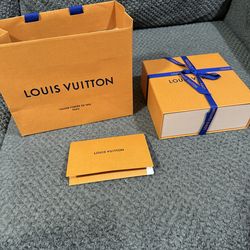Louis Vuitton belt