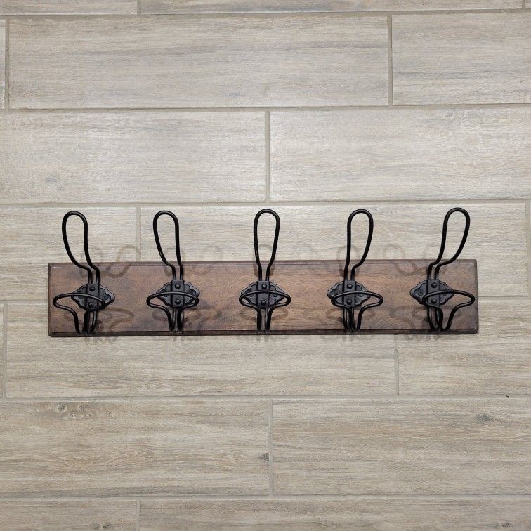 Wood Rustic Peg / Hook Rack