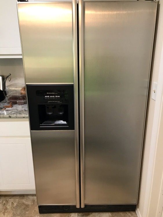 KitchenAid Superba Fridge for Sale in Arlington, WA OfferUp