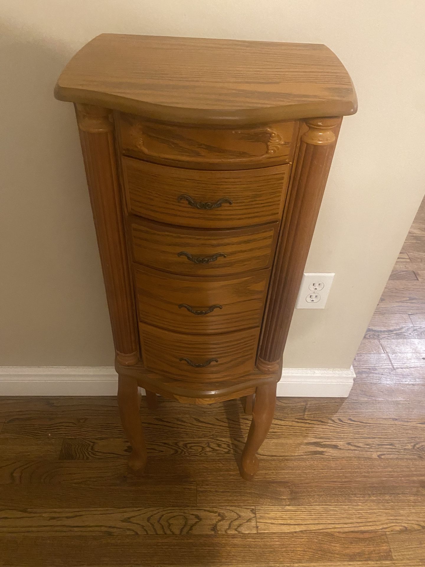 Standing Jewelry Armoire